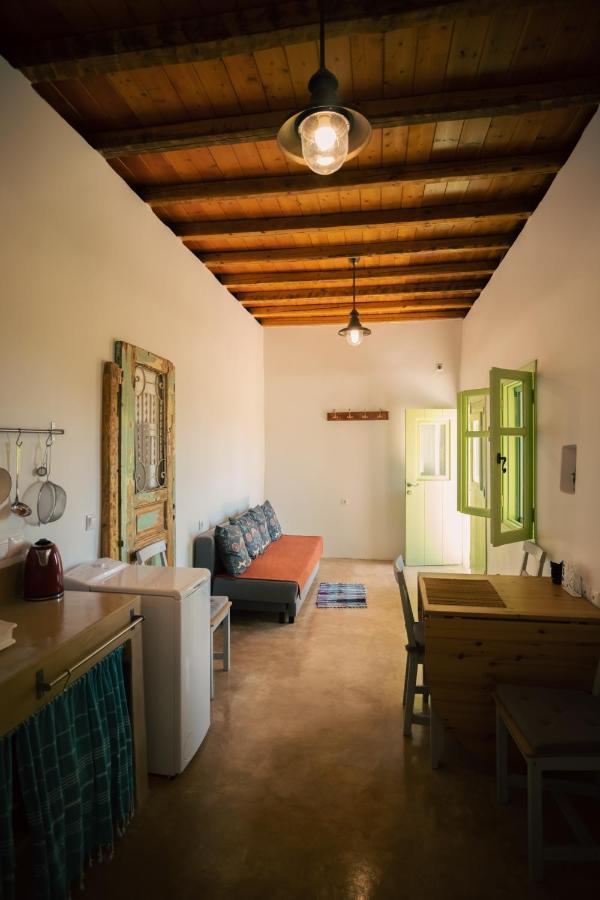 Simboro House - Kythoikies Holiday Houses Kythira Town Exterior photo
