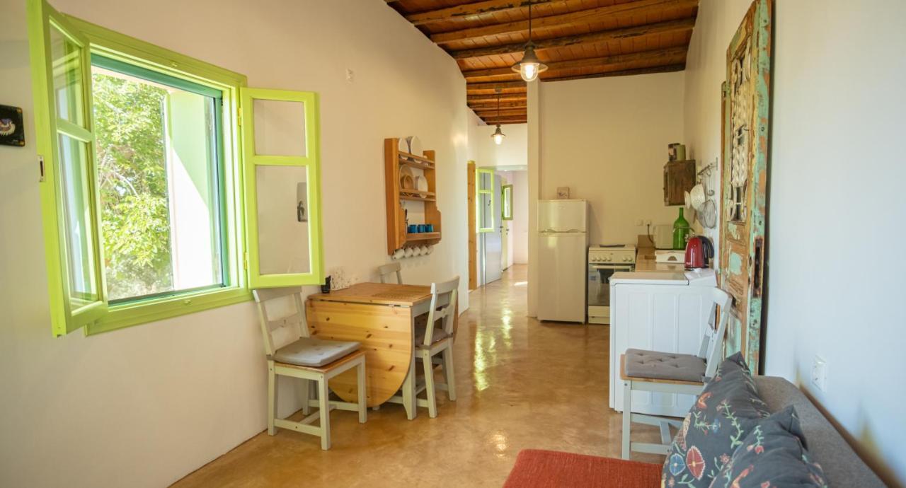 Simboro House - Kythoikies Holiday Houses Kythira Town Exterior photo